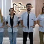 MRV Dental Antalya diş hekimleri ve ekibi
