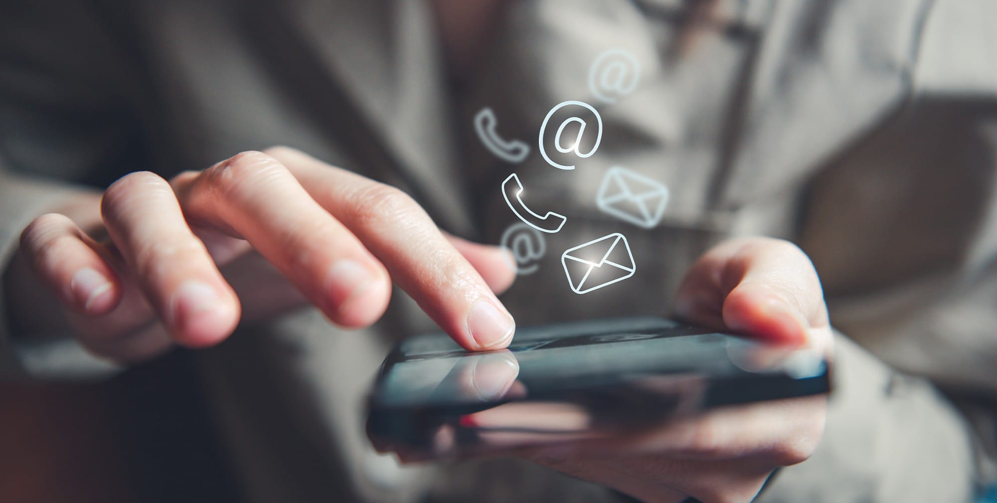 MRV Dental Antalya ile telefon, e-posta veya WhatsApp üzerinden iletişime geçin